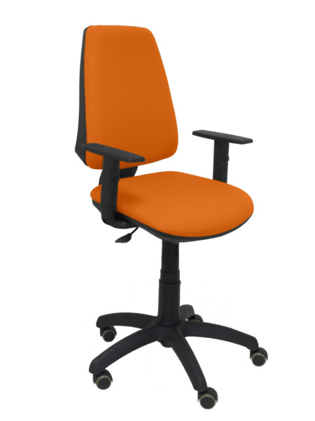 Silla de oficina Elche CP bali naranja brazos regulables ruedas de parquet (1)