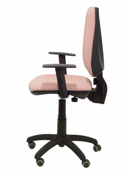 Silla de oficina Elche CP bali rosa pálido brazos regulables ruedas de parquet (4)